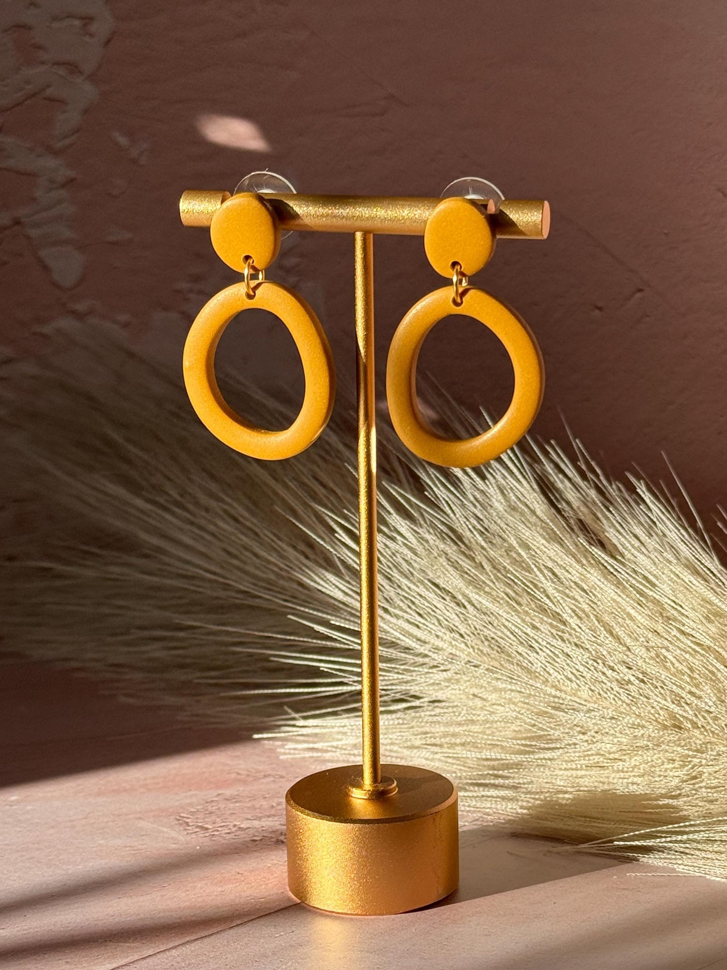 ORGANIC CIRCLE SALLY STATEMENT EARRINGS