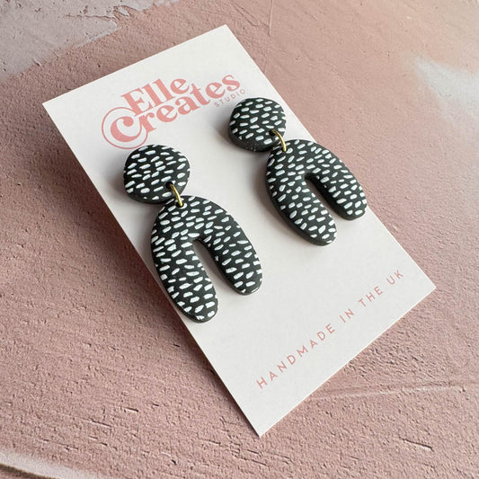 BLACK & WHITE DOTTY ARCH STATEMENT EARRINGS