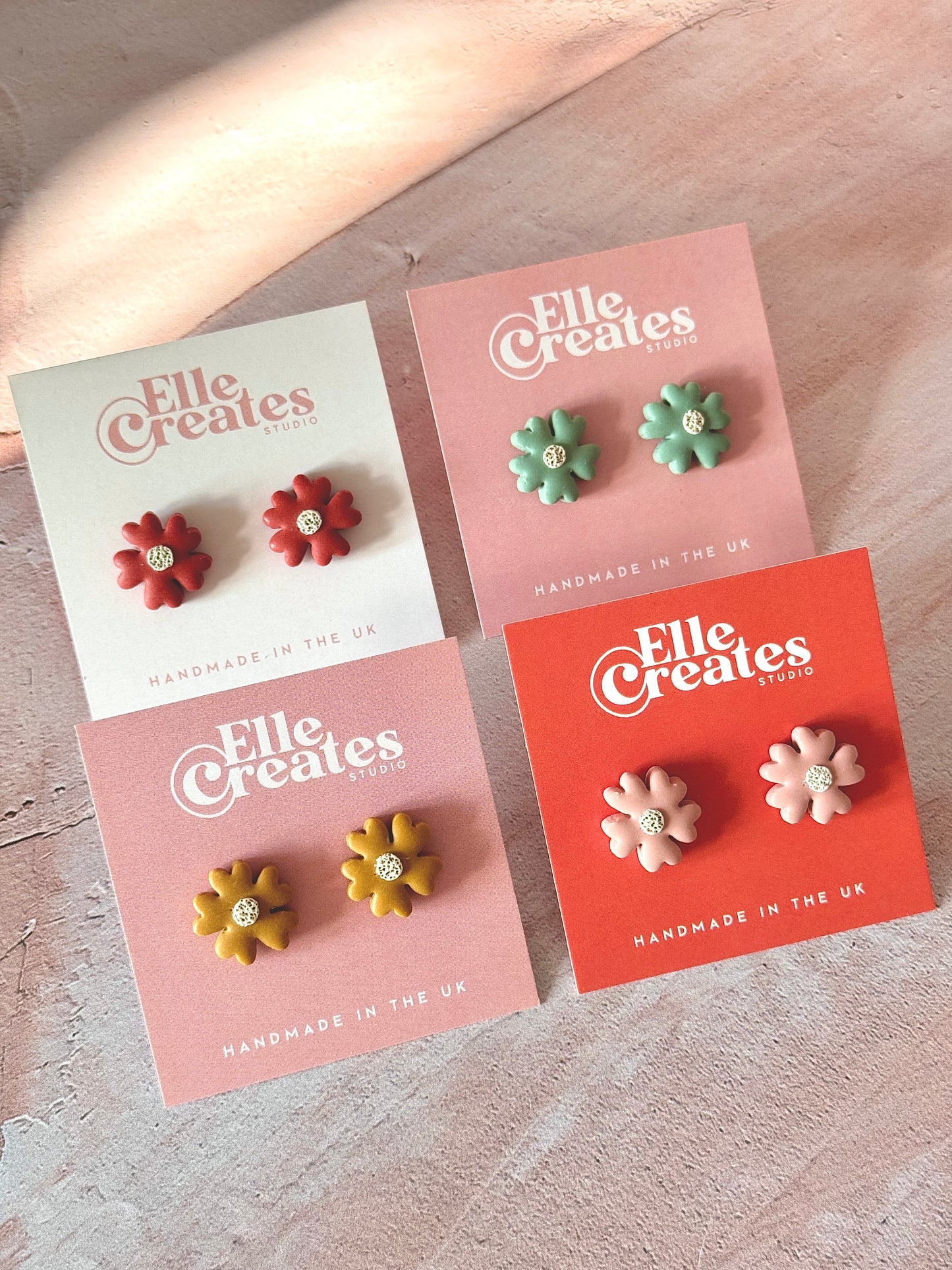 FLOWER STATEMENT STUDS