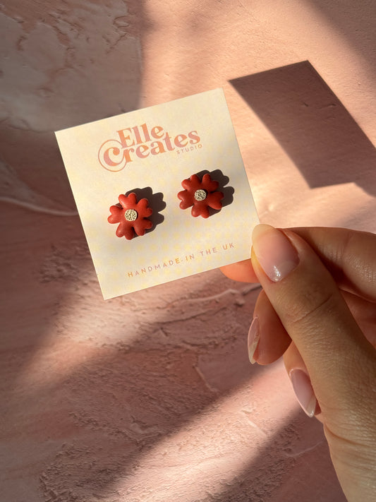 FLOWER STATEMENT STUDS