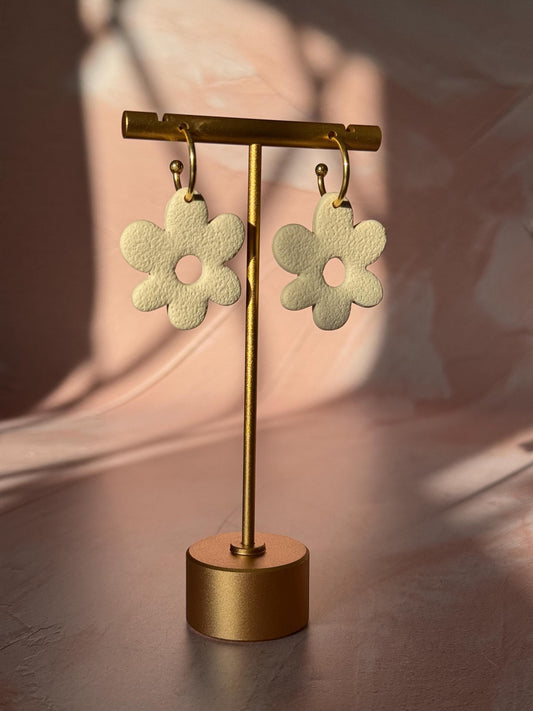 CREAM WONKY DAISY STATEMENT EARRINGS