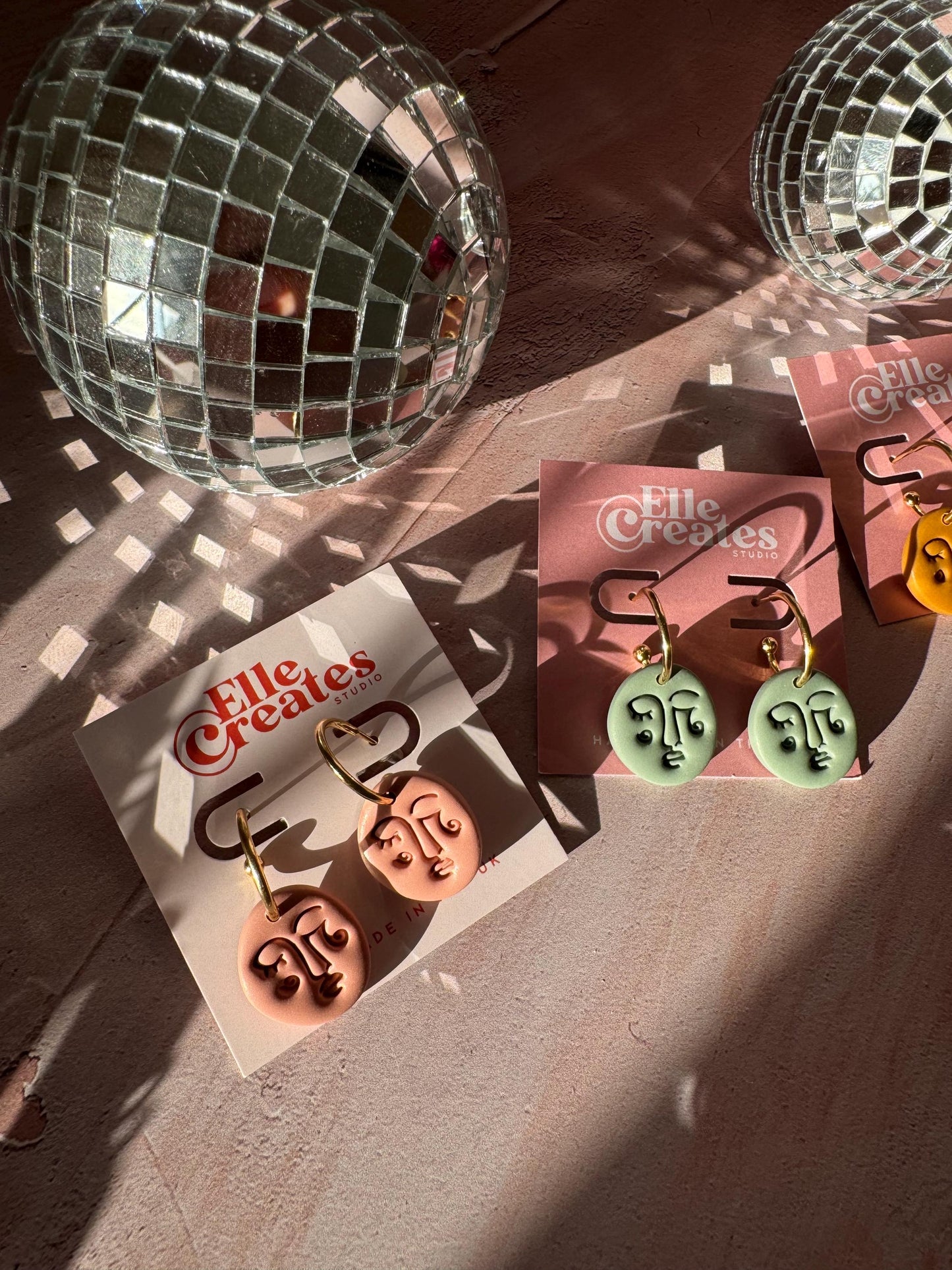 BLUSHING FACE ELLE STATEMENT EARRINGS