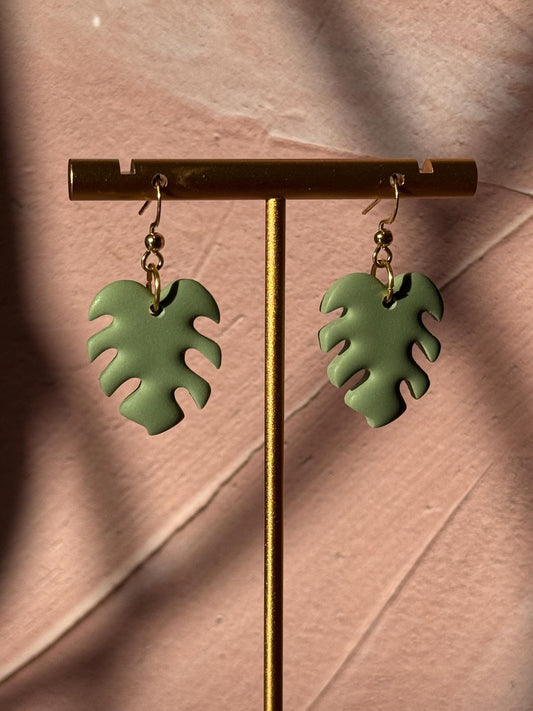 MONSTERA LEAF STATEMENT EARRINGS