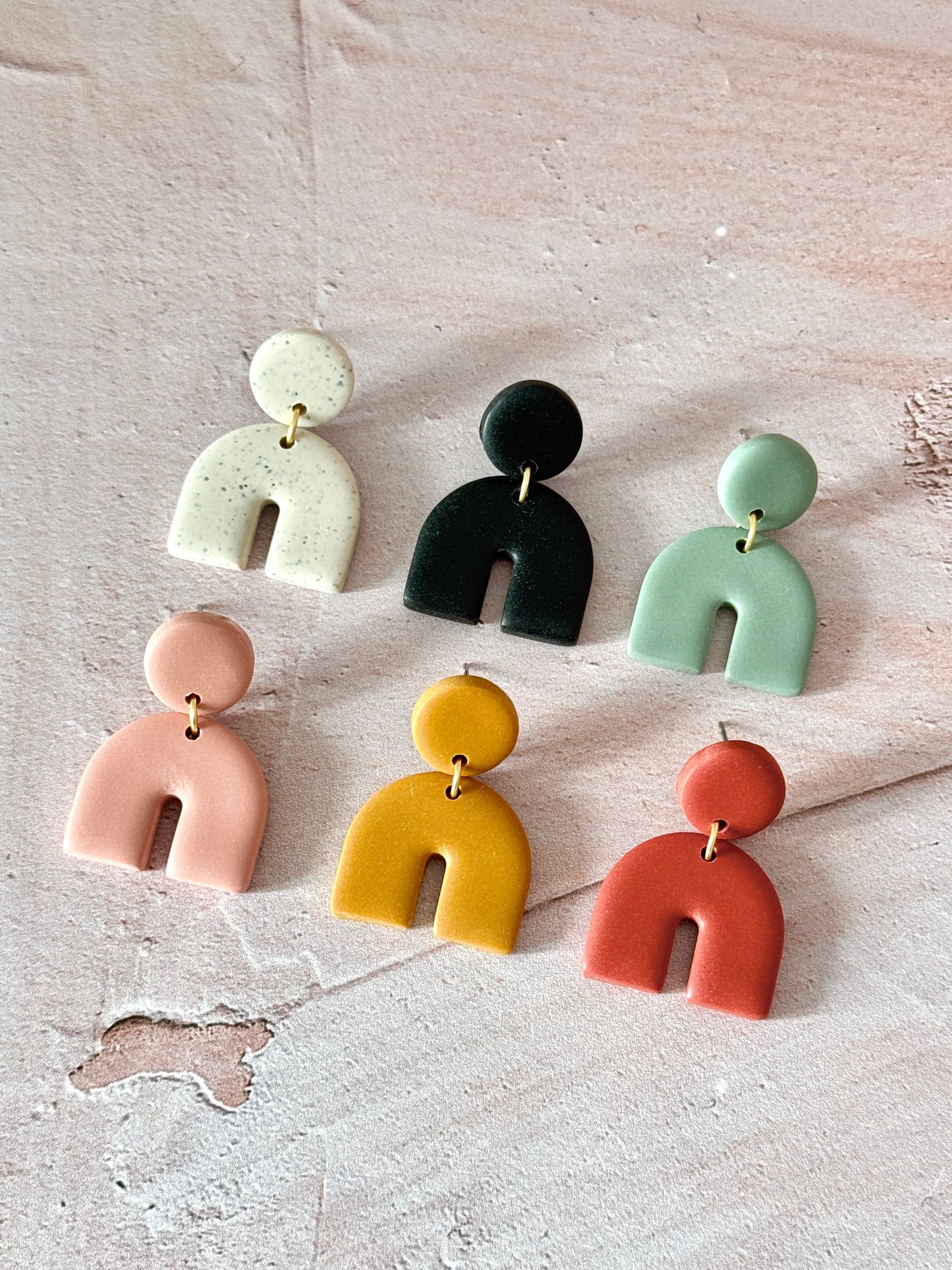 CHUNKY ARCH GRACIE STATEMENT EARRINGS