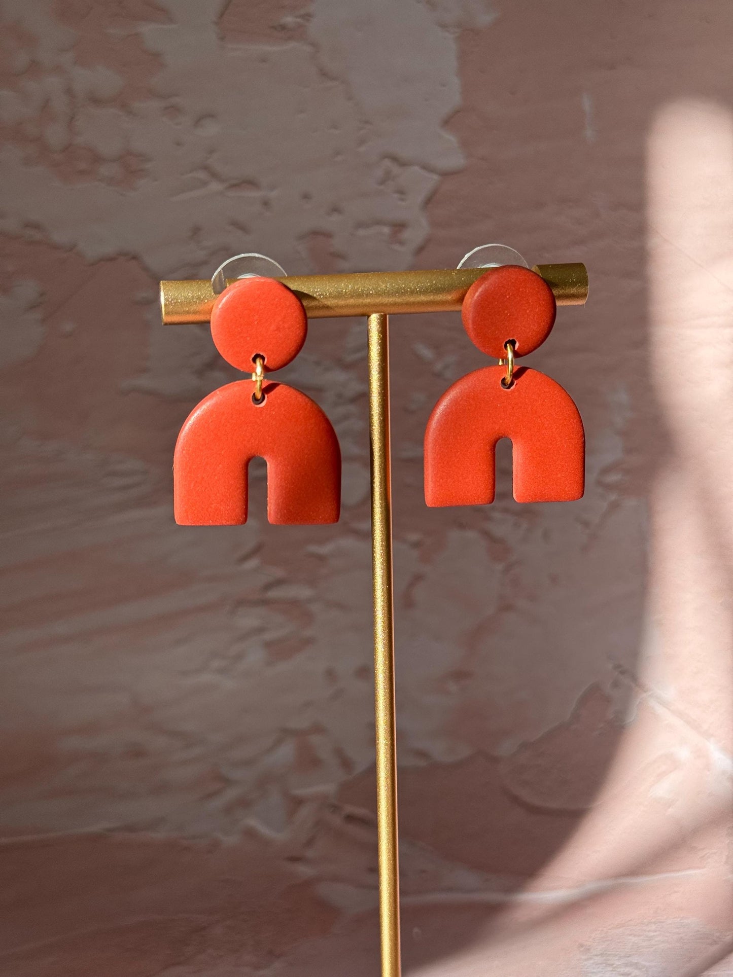 CHUNKY ARCH GRACIE STATEMENT EARRINGS